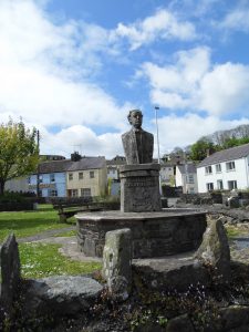 bust of thomas at Laugharne
